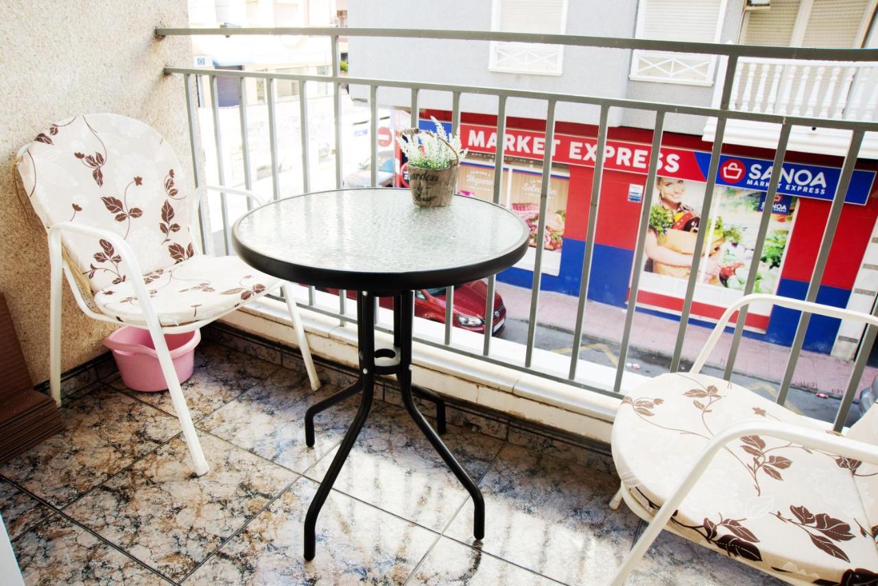 Holiday La Loma Apartment Torrevieja Esterno foto